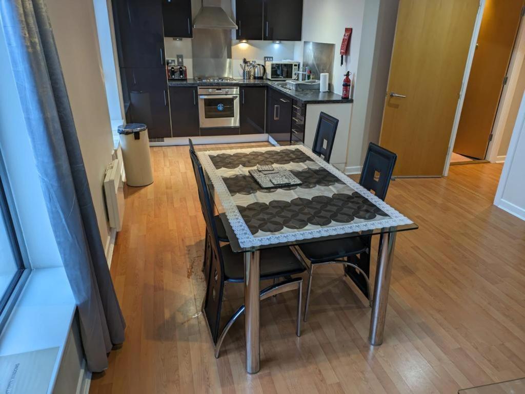 Modern 2 Bed Apartment With Stunning Seaside View Единбург Екстер'єр фото